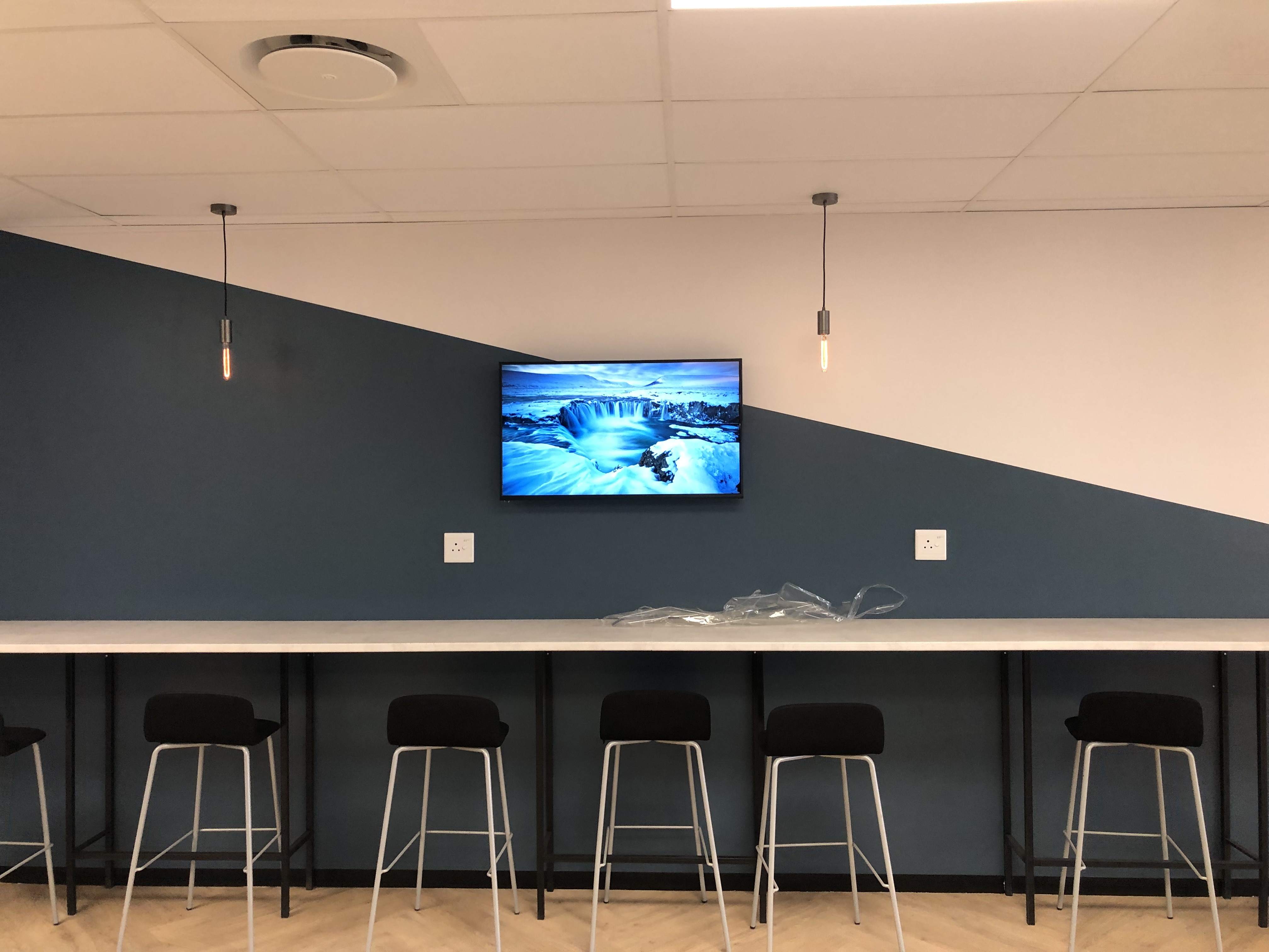 AV Solutions | Telecoms & Audio Visual Services